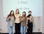 Team Fresh Step, Platz 1